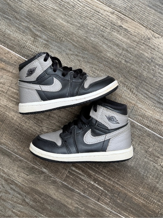 Jordan Other - Jordan 1 retro high shadow black grey 8c sneakers shoes